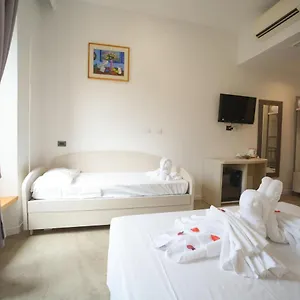 Romerooms Oda ve Kahvaltı