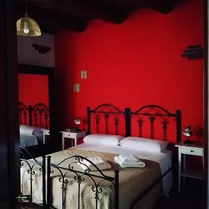 La Vecchia Forgia Lascari